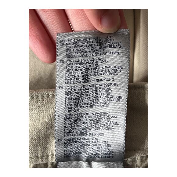 NYDJ Jeans  Marilyn Straight Crop Jeans In Plus Size 28W - Picture 7 of 7
